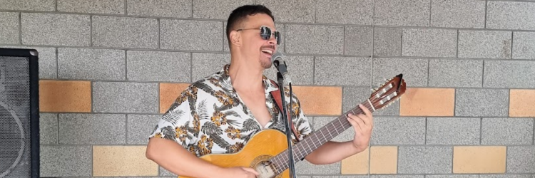 BRAZILIAN GUITARIST & VOCALIST
